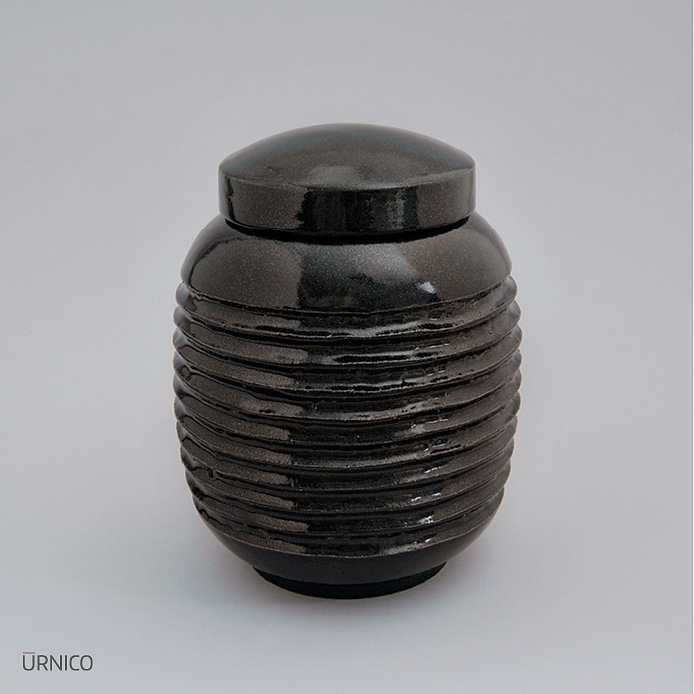 Ceramic Urn Breva 2l Black Star